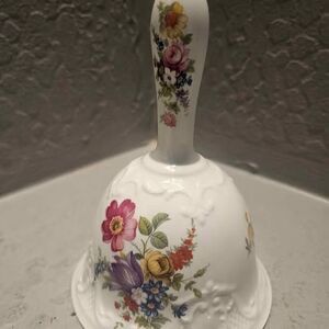 Ceramic Danbury Mint Hammersly Bell